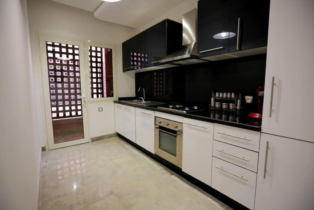 Appartement Riad White Golden Marrakesh Eksteriør billede